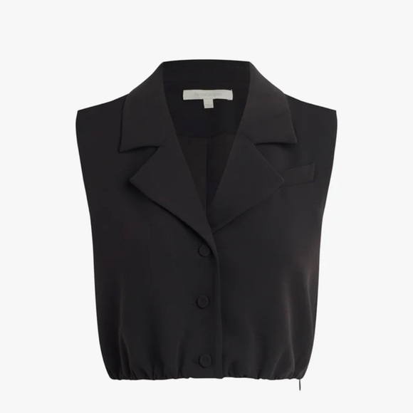 Favorite Daughter Tops - NWT Favorite Daughter Black Sleeveless Button Down Crop Top